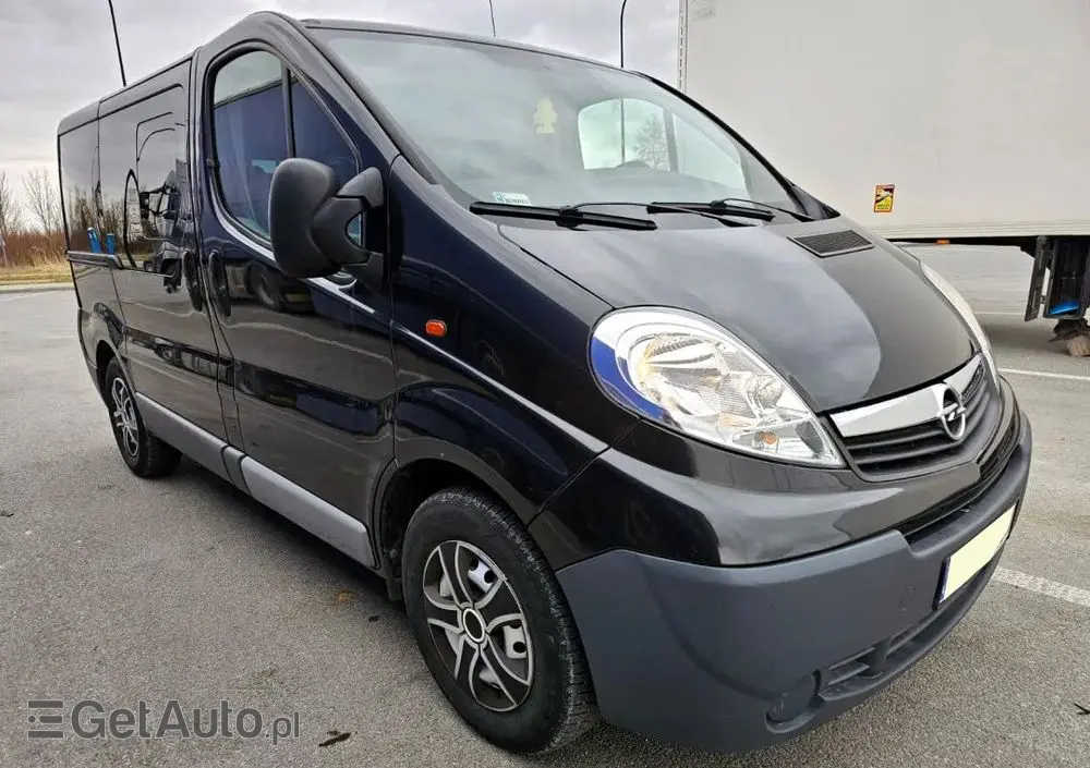 OPEL Vivaro 