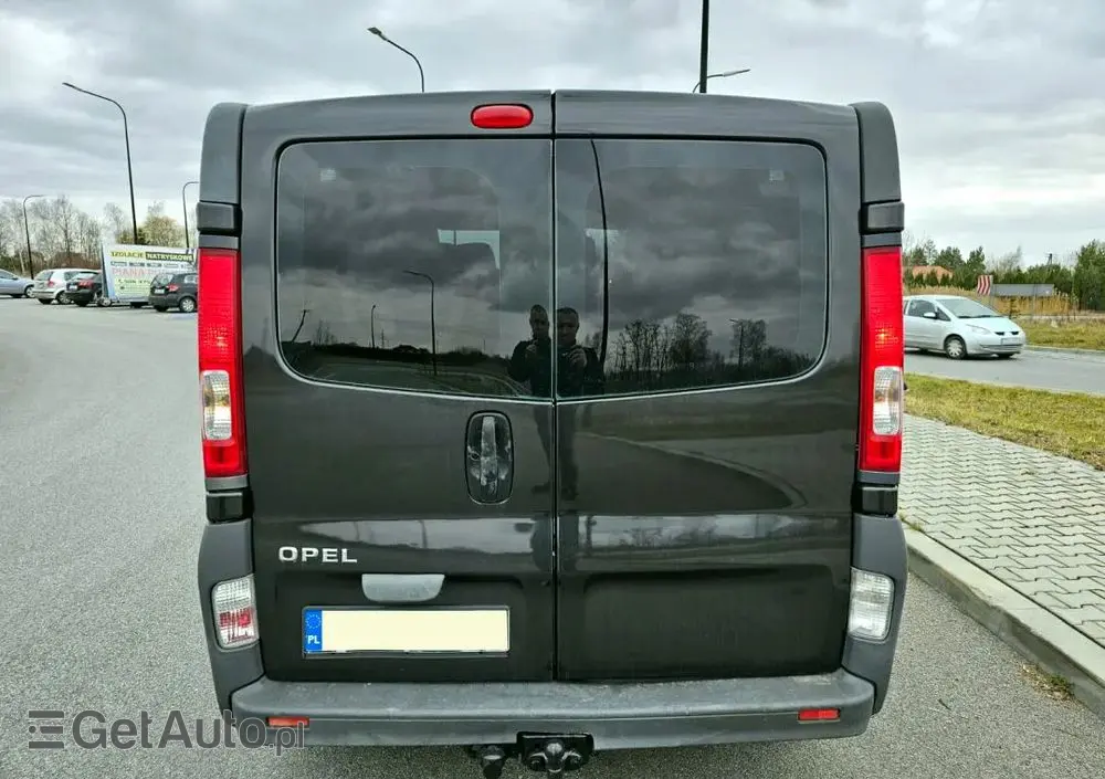 OPEL Vivaro 