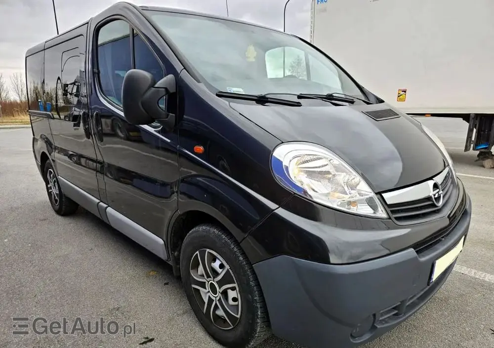 OPEL Vivaro 