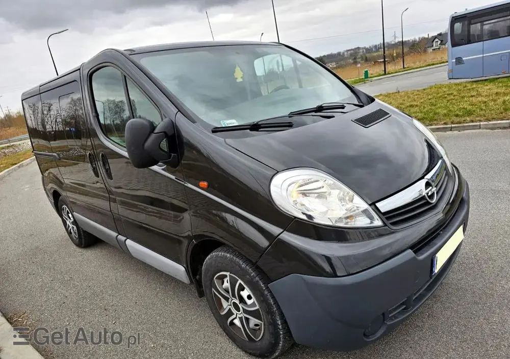 OPEL Vivaro 