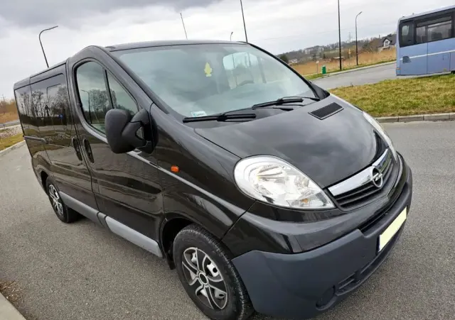 OPEL Vivaro 