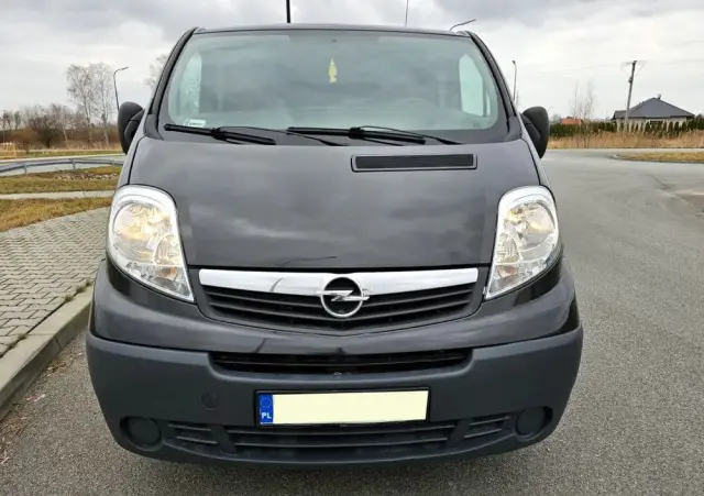 OPEL Vivaro 