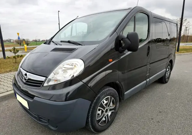 OPEL Vivaro 