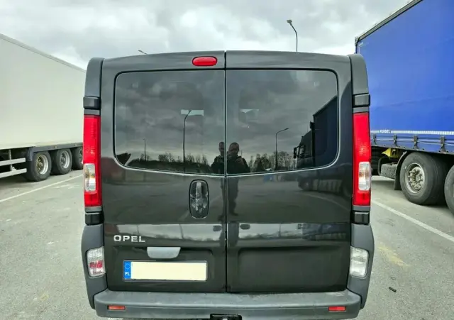 OPEL Vivaro 