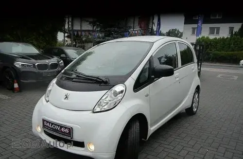 PEUGEOT IOn 
