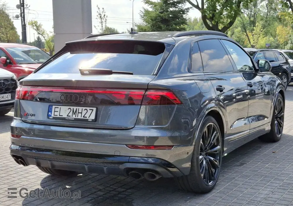 AUDI SQ8 