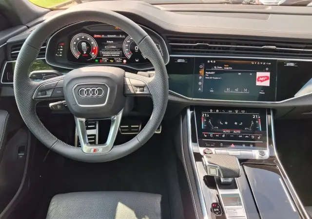 AUDI SQ8 