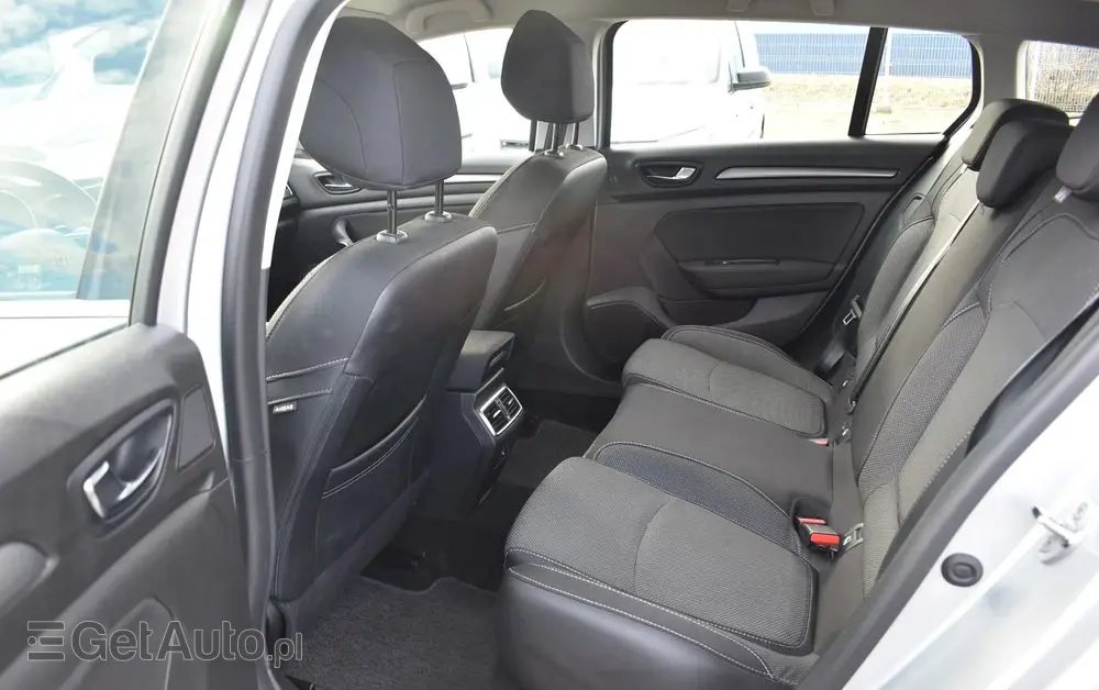 RENAULT Megane 1.3 TCe FAP Equilibre