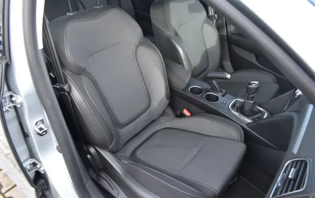 RENAULT Megane 1.3 TCe FAP Equilibre