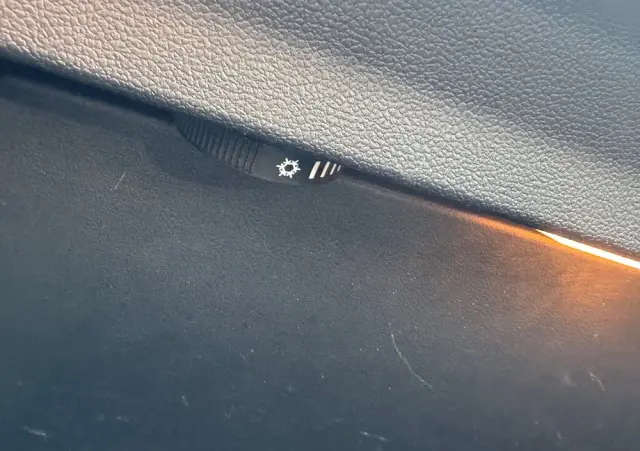 VOLKSWAGEN Tiguan 1.4 TSI (BlueMotion Technology) Trendline