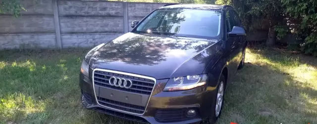 AUDI A4 