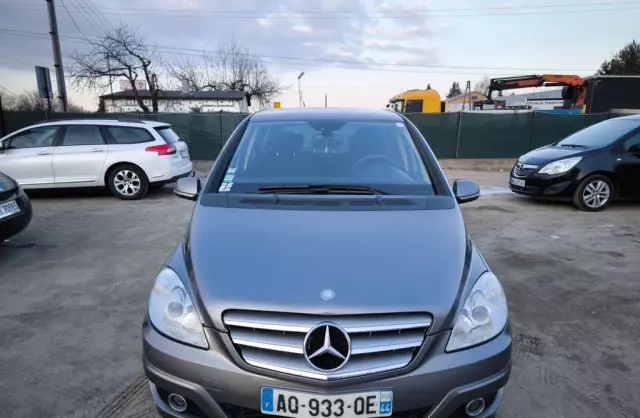 MERCEDES-BENZ Klasa B 
