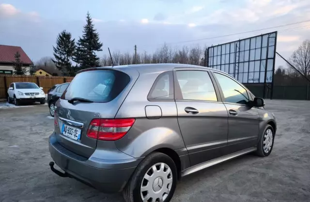 MERCEDES-BENZ Klasa B 