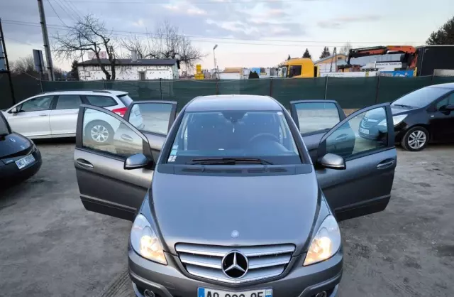 MERCEDES-BENZ Klasa B 