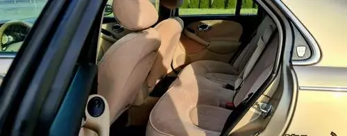 ROVER 75 