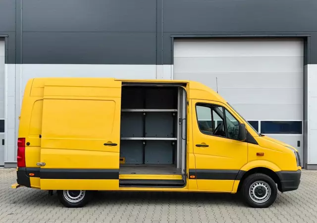 VOLKSWAGEN Crafter 
