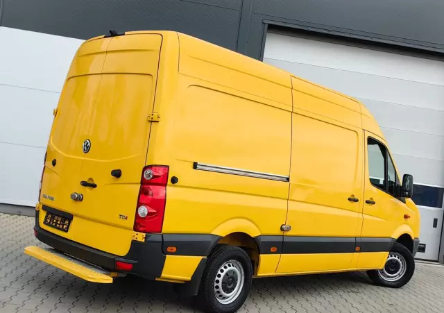 VOLKSWAGEN Crafter 