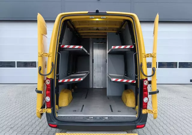 VOLKSWAGEN Crafter 