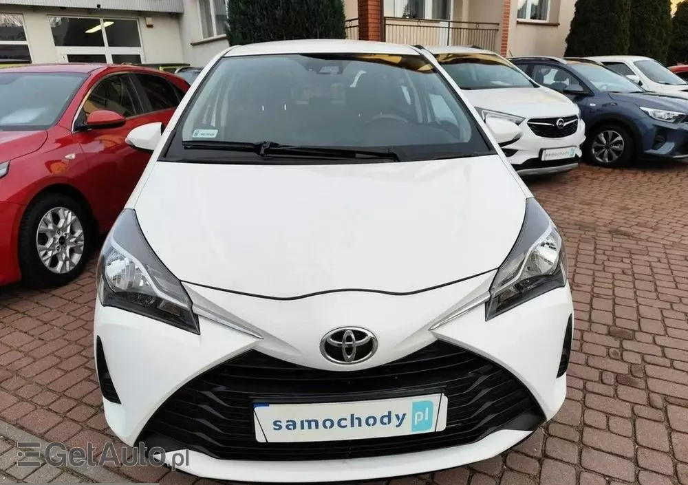 TOYOTA Yaris 1.0 Active