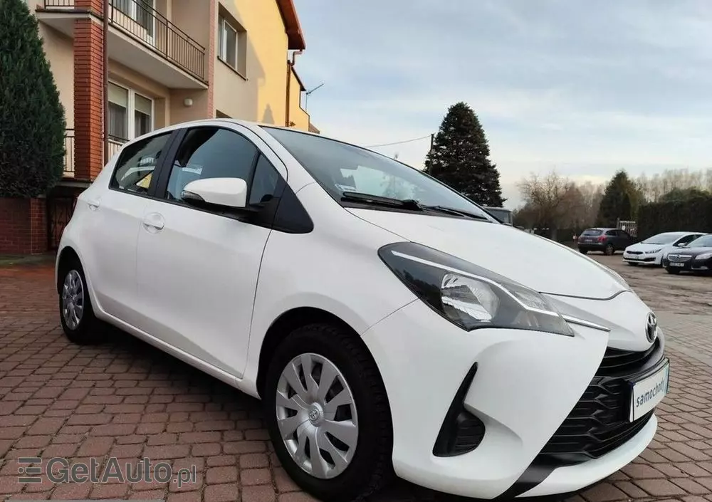 TOYOTA Yaris 1.0 Active