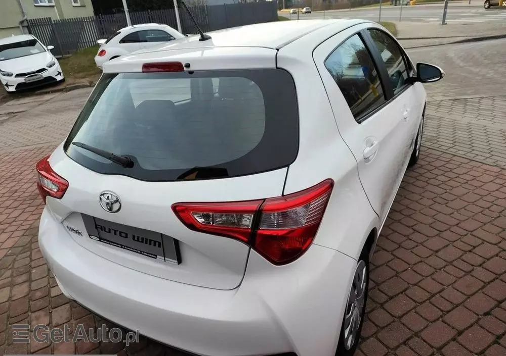 TOYOTA Yaris 1.0 Active