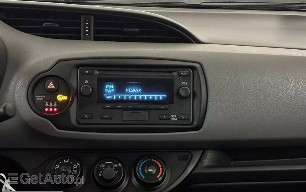 TOYOTA Yaris 1.0 Active