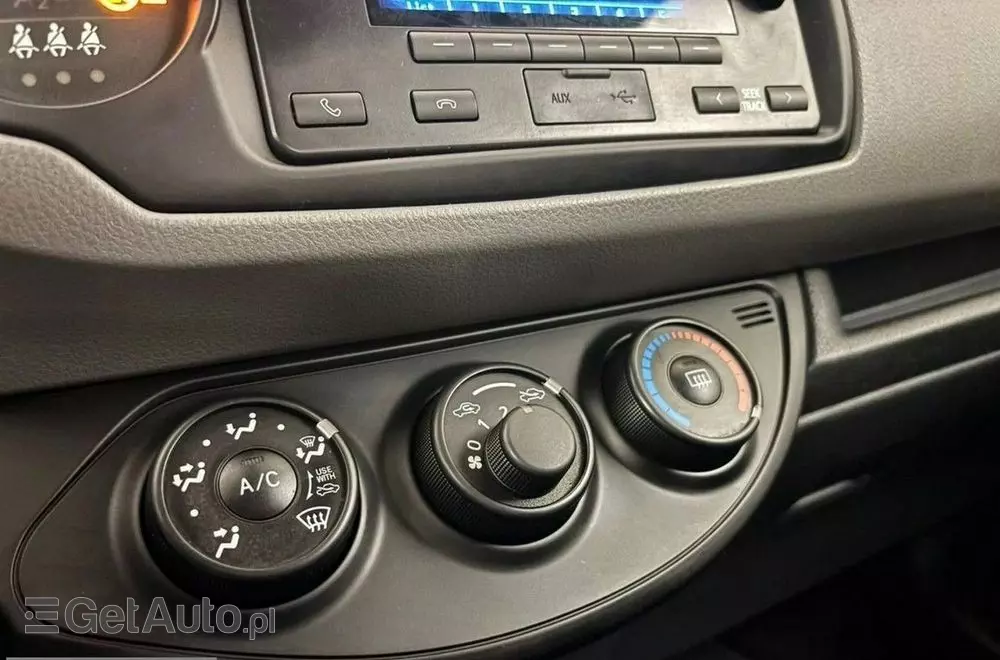 TOYOTA Yaris 1.0 Active