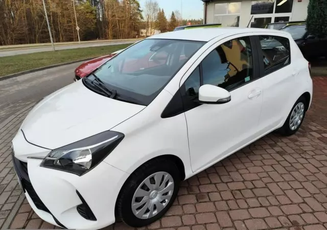 TOYOTA Yaris 1.0 Active