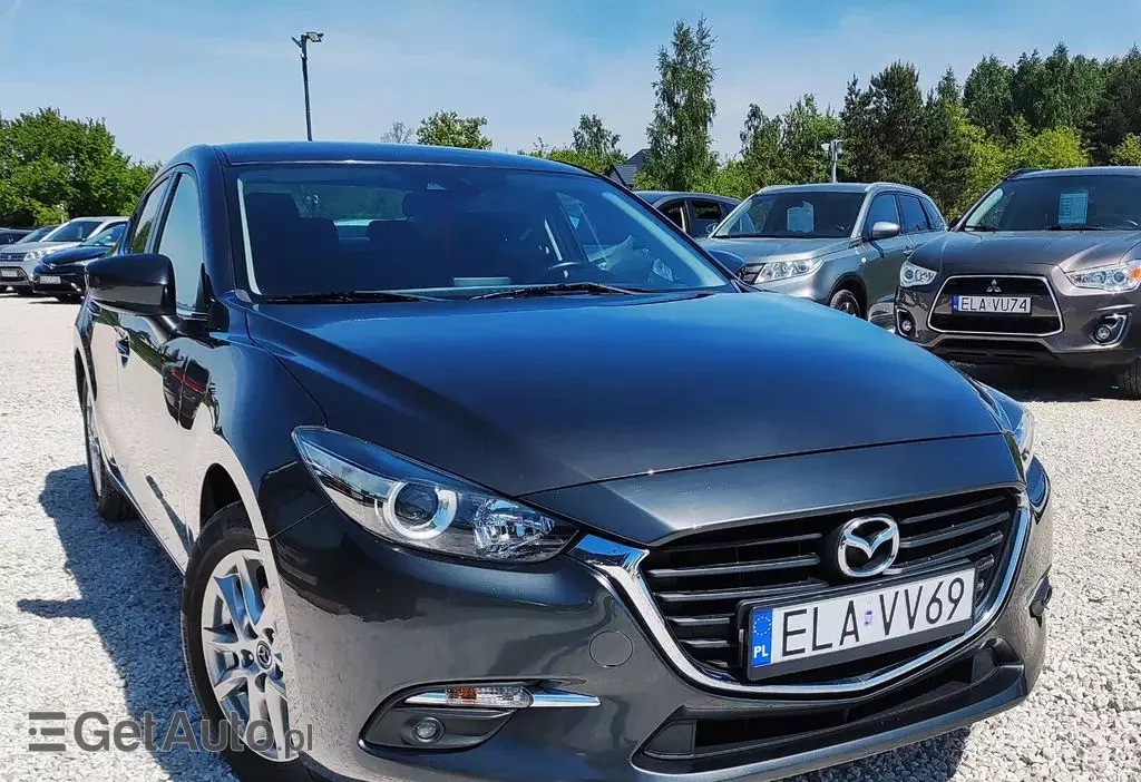 MAZDA 3 