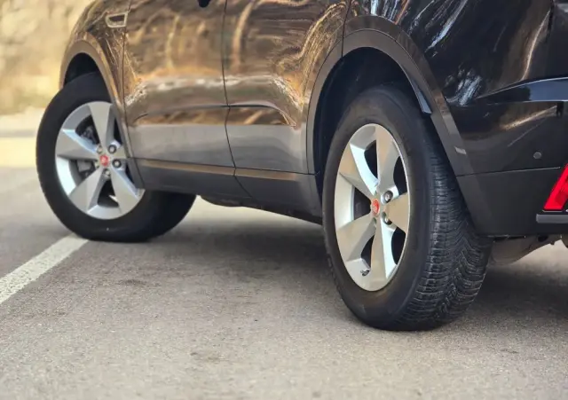 JAGUAR E-Pace D150 AWD