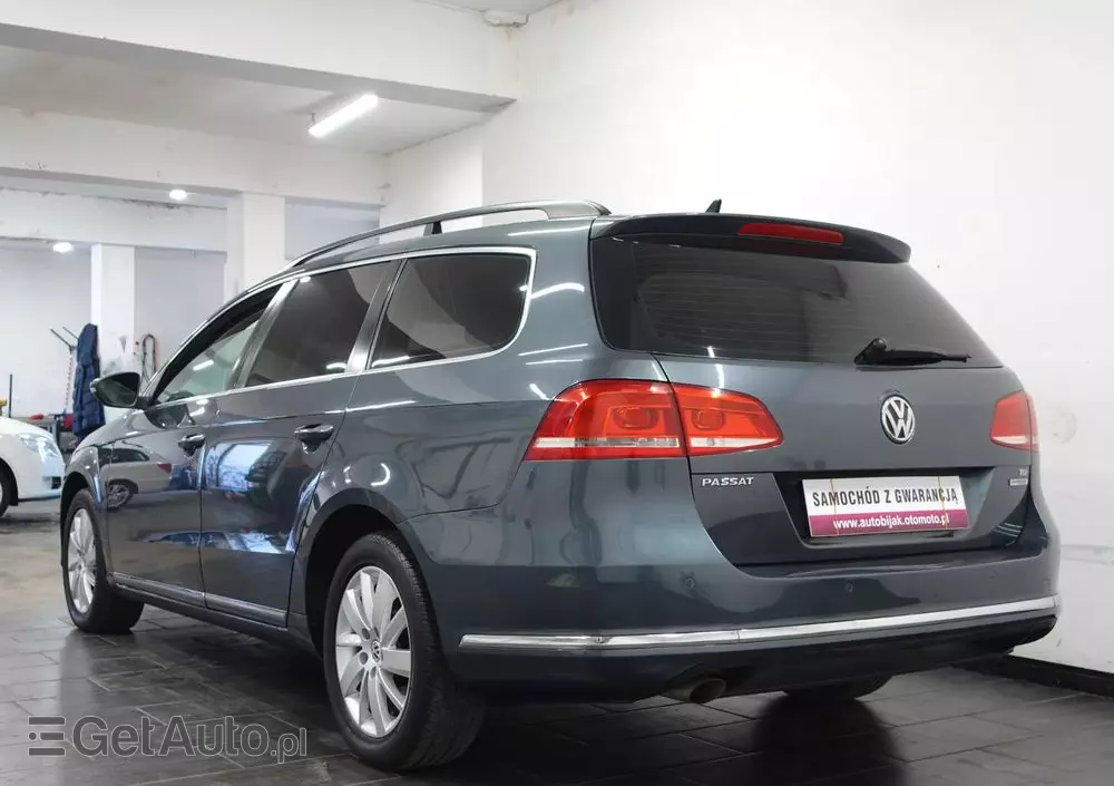 VOLKSWAGEN Passat 1.6 TDI Business Line
