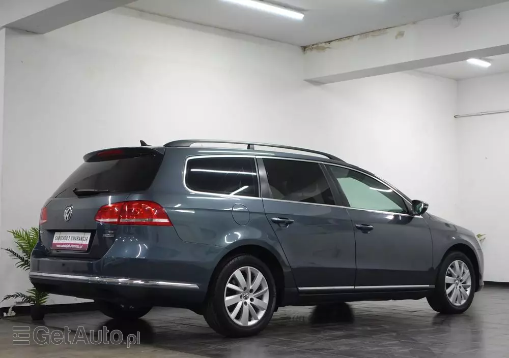 VOLKSWAGEN Passat 1.6 TDI Business Line