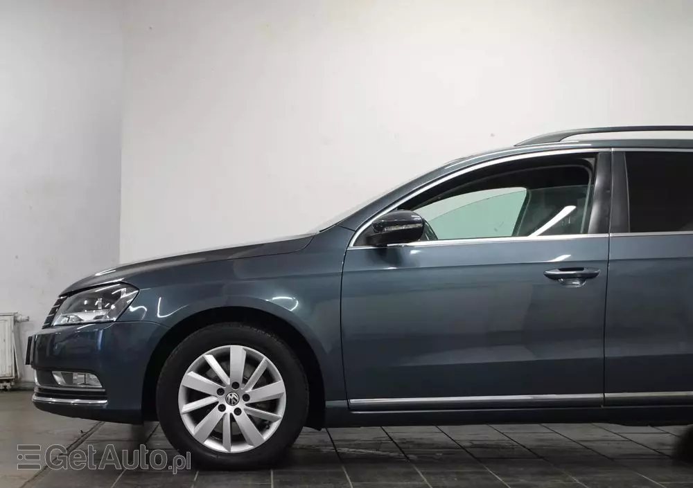 VOLKSWAGEN Passat 1.6 TDI Business Line