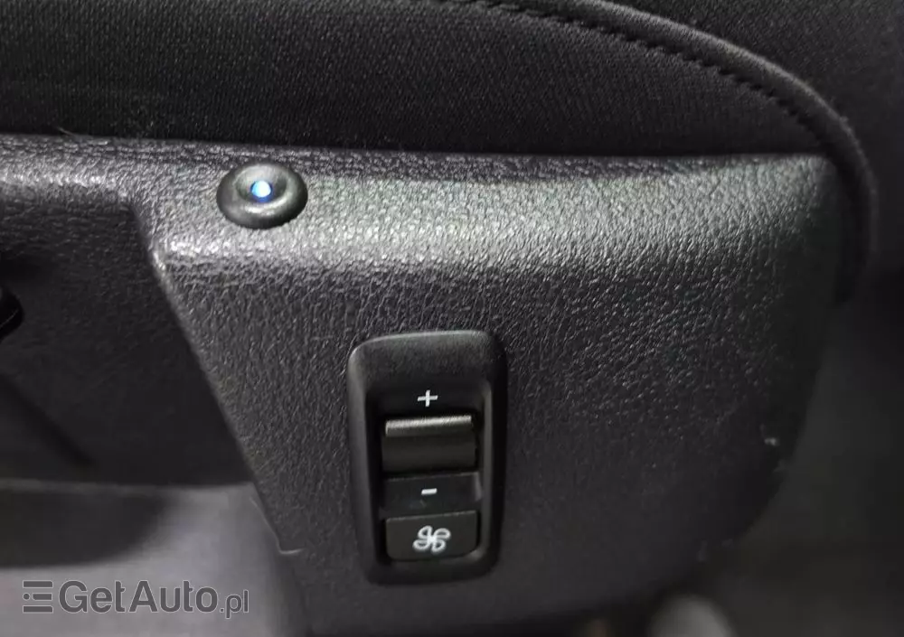 VOLKSWAGEN Passat 1.6 TDI Business Line