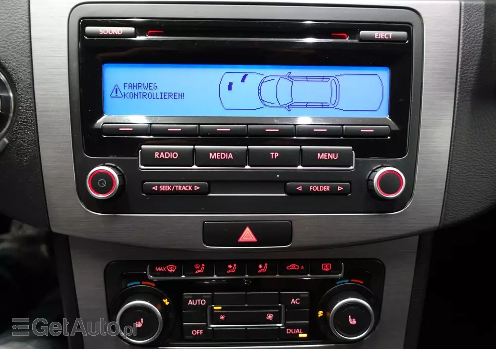 VOLKSWAGEN Passat 1.6 TDI Business Line