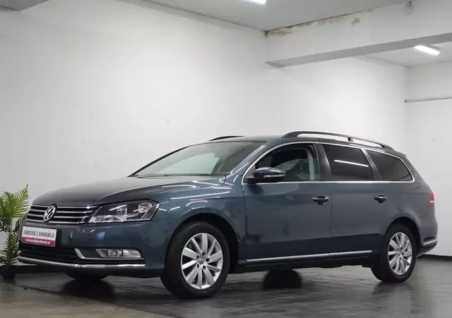 VOLKSWAGEN Passat 1.6 TDI Business Line