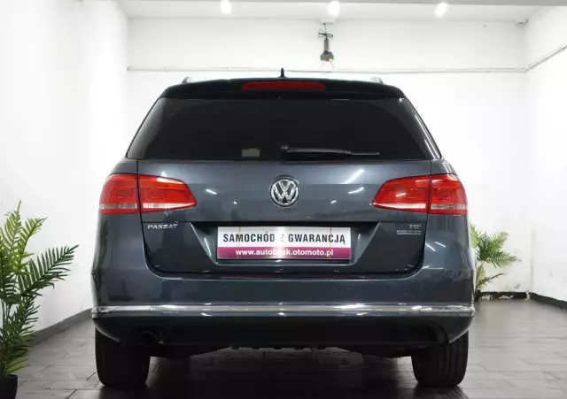VOLKSWAGEN Passat 1.6 TDI Business Line