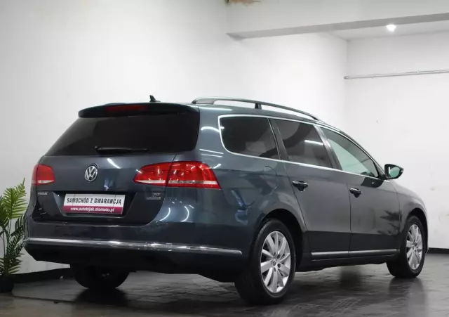 VOLKSWAGEN Passat 1.6 TDI Business Line