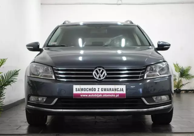 VOLKSWAGEN Passat 1.6 TDI Business Line