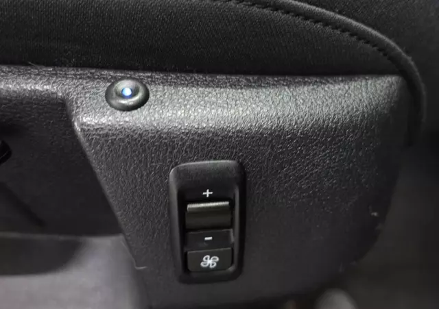 VOLKSWAGEN Passat 1.6 TDI Business Line