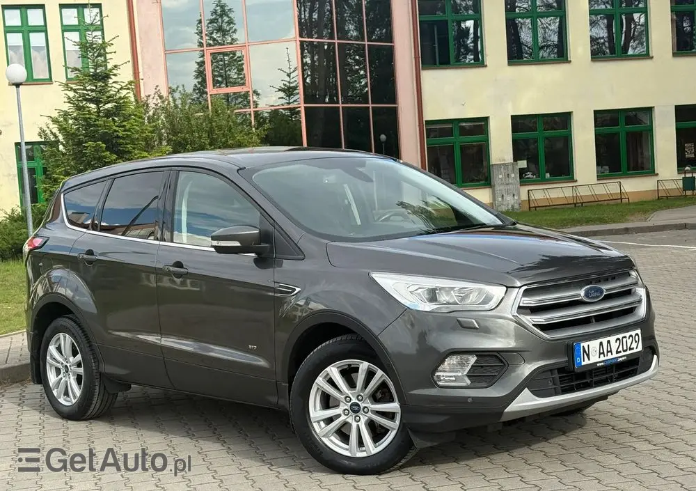 FORD Kuga 2.0 TDCi 4x4 Titanium