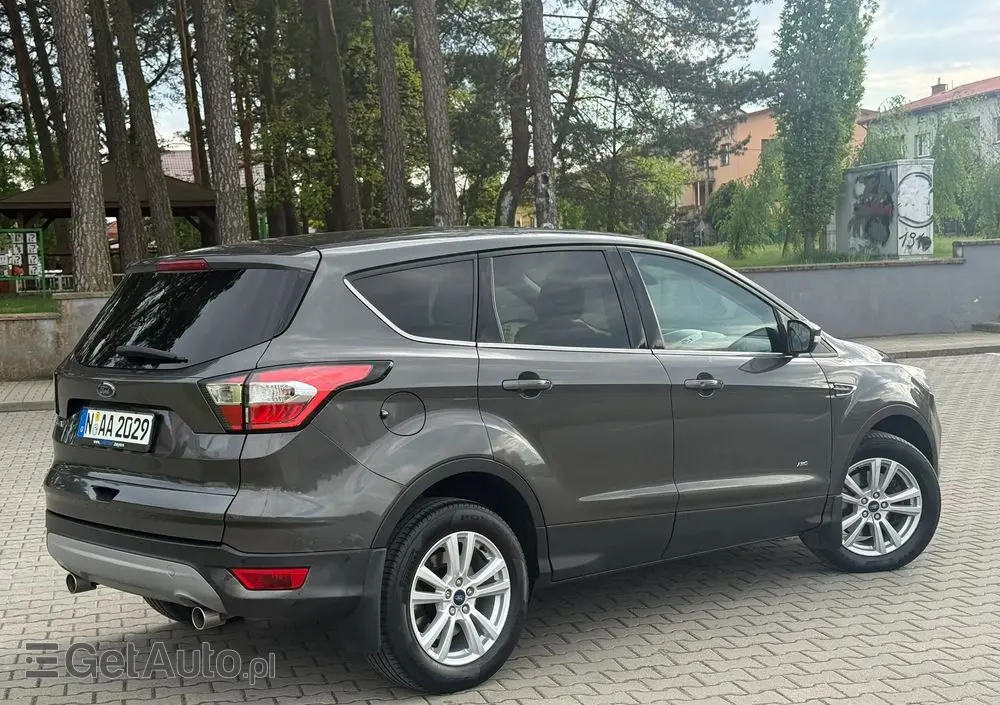 FORD Kuga 2.0 TDCi 4x4 Titanium