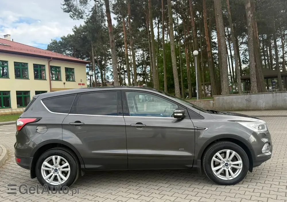 FORD Kuga 2.0 TDCi 4x4 Titanium