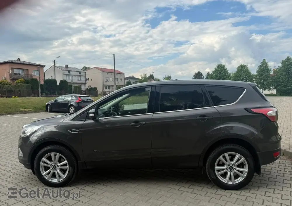 FORD Kuga 2.0 TDCi 4x4 Titanium