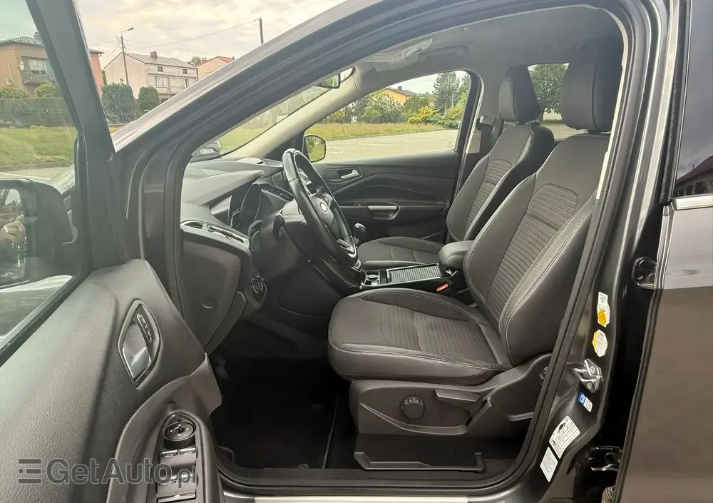 FORD Kuga 2.0 TDCi 4x4 Titanium