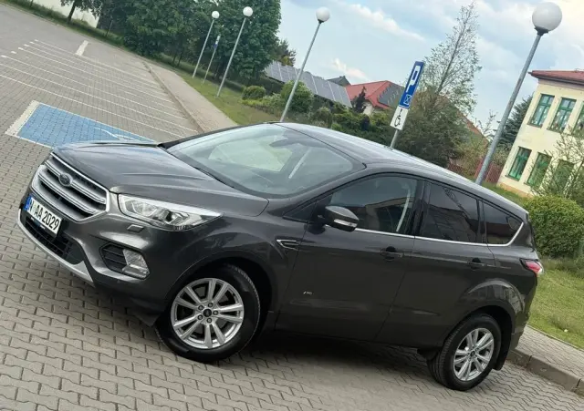 FORD Kuga 2.0 TDCi 4x4 Titanium