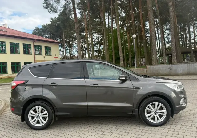 FORD Kuga 2.0 TDCi 4x4 Titanium