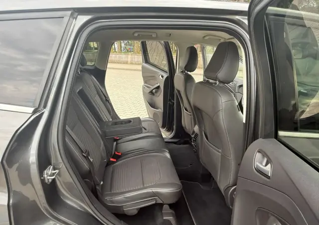 FORD Kuga 2.0 TDCi 4x4 Titanium