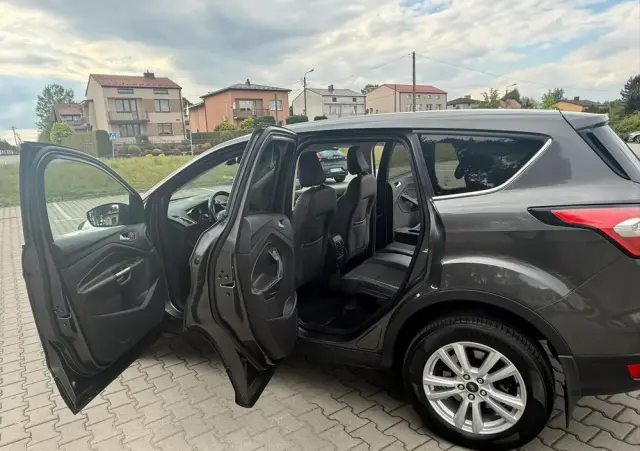FORD Kuga 2.0 TDCi 4x4 Titanium