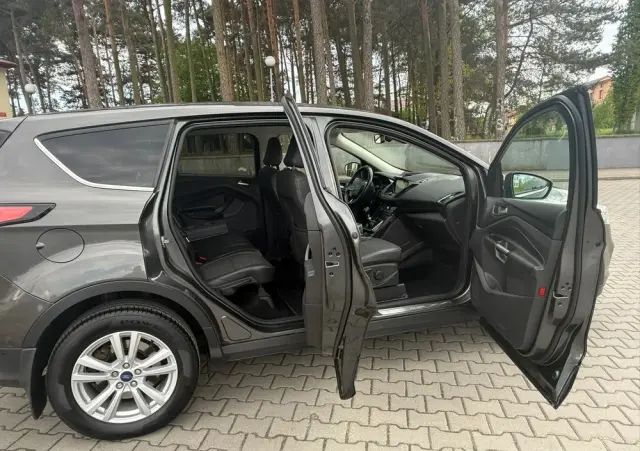 FORD Kuga 2.0 TDCi 4x4 Titanium